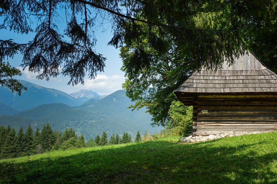 Šíp przez Podšíp i Žaškovské sedlo. Pętla ze Stankovan