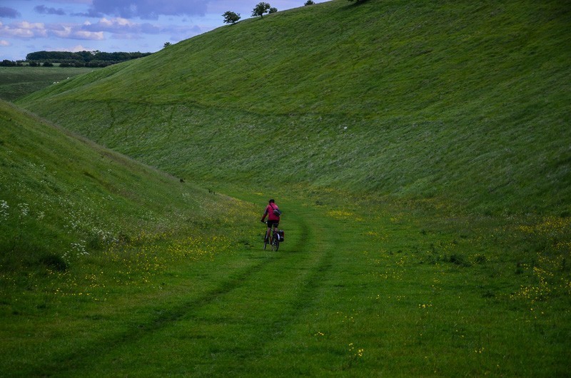 184 - Yorkshire Wolds i Wharram Percy, czyli makowa Anglia