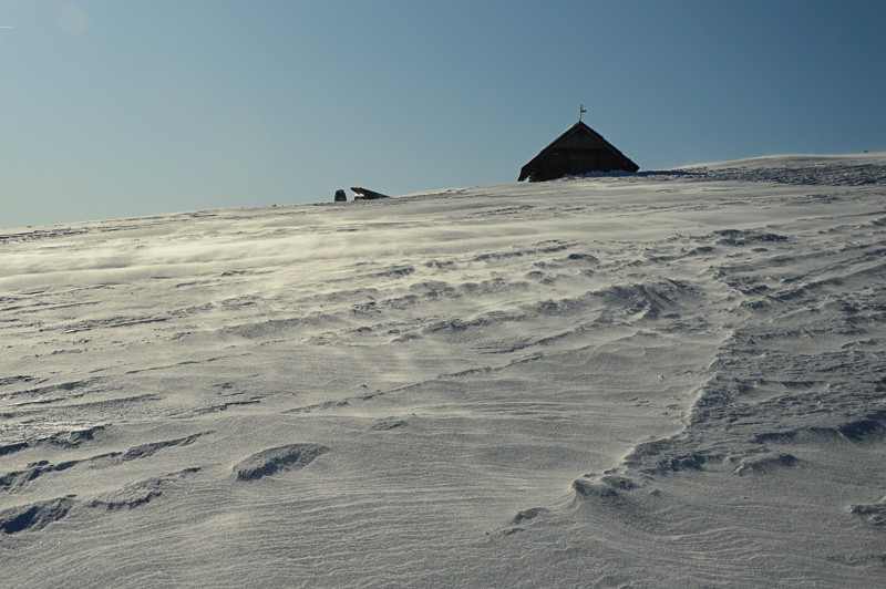 06 - Mała Rycerzowa. Zimą na śnieżnej hali