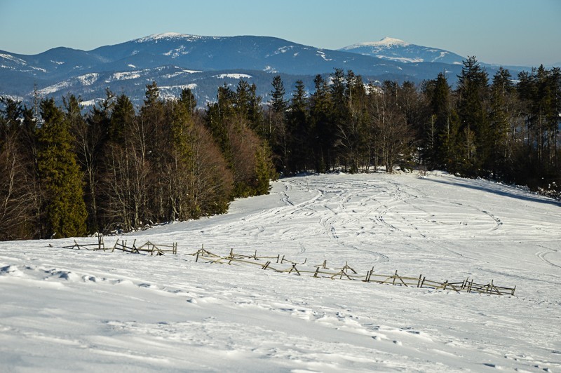 12 - Mała Rycerzowa. Zimą na śnieżnej hali