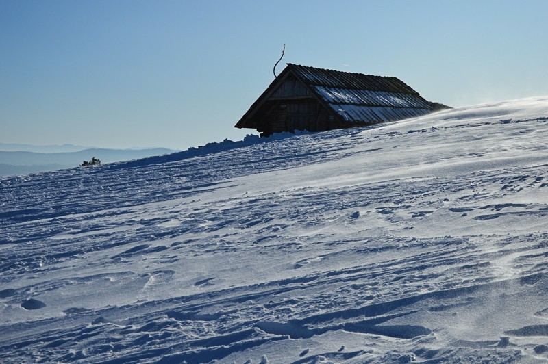 26 - Mała Rycerzowa. Zimą na śnieżnej hali