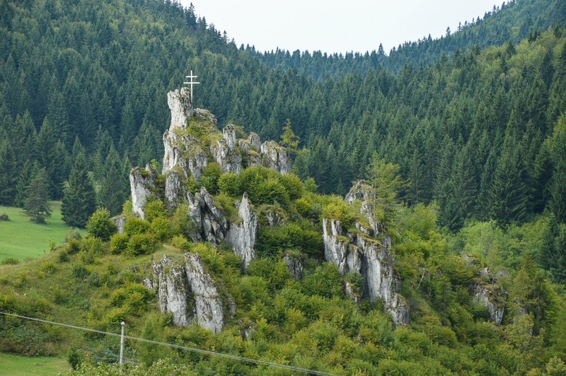 05 - Ostré, Hrdošná skala i Havran. Skałkowo i mgliście