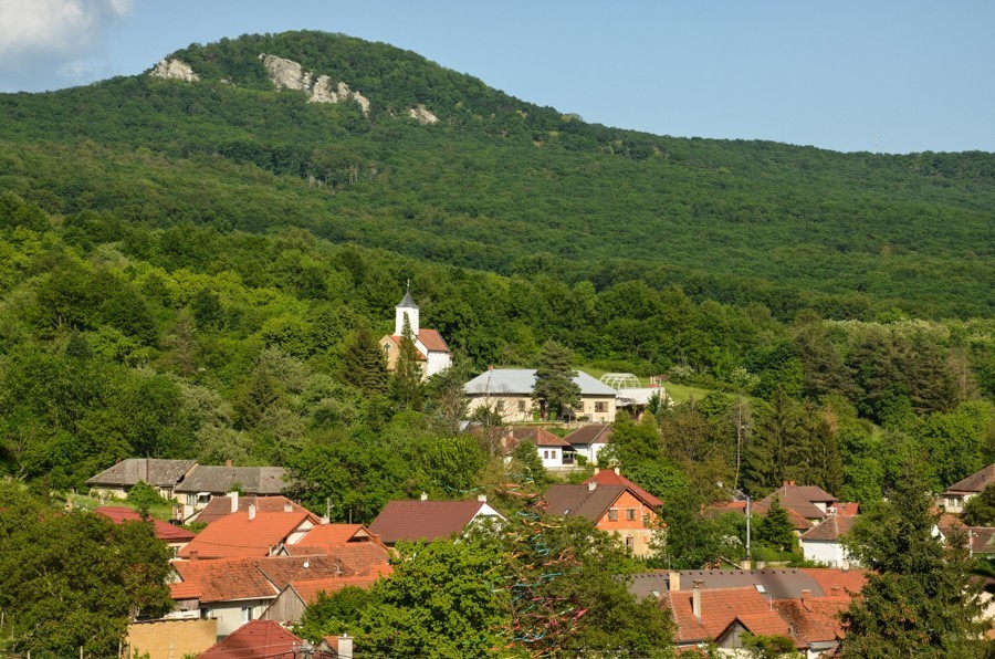 113 - Góry Trybecz (Tribeč): zamek Gýmeš i Veľký Tribeč