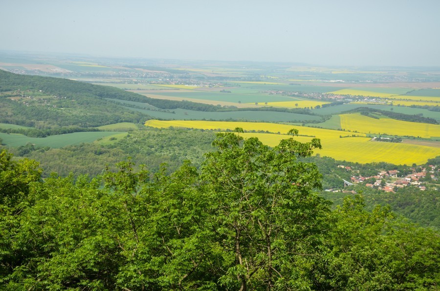 59 - Góry Trybecz (Tribeč): zamek Gýmeš i Veľký Tribeč