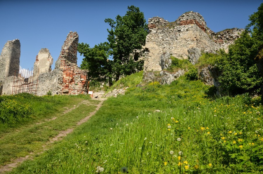 82 - Góry Trybecz (Tribeč): zamek Gýmeš i Veľký Tribeč