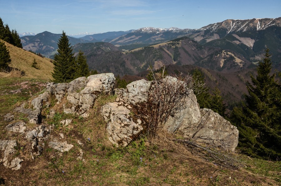 29 - Wiosenna Wielka Fatra. Zvolen i Končitá (nie Wurst)