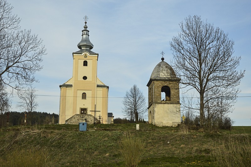 71 - Wola Michowa, Mików i Smolnik przez przełęcz Żebrak